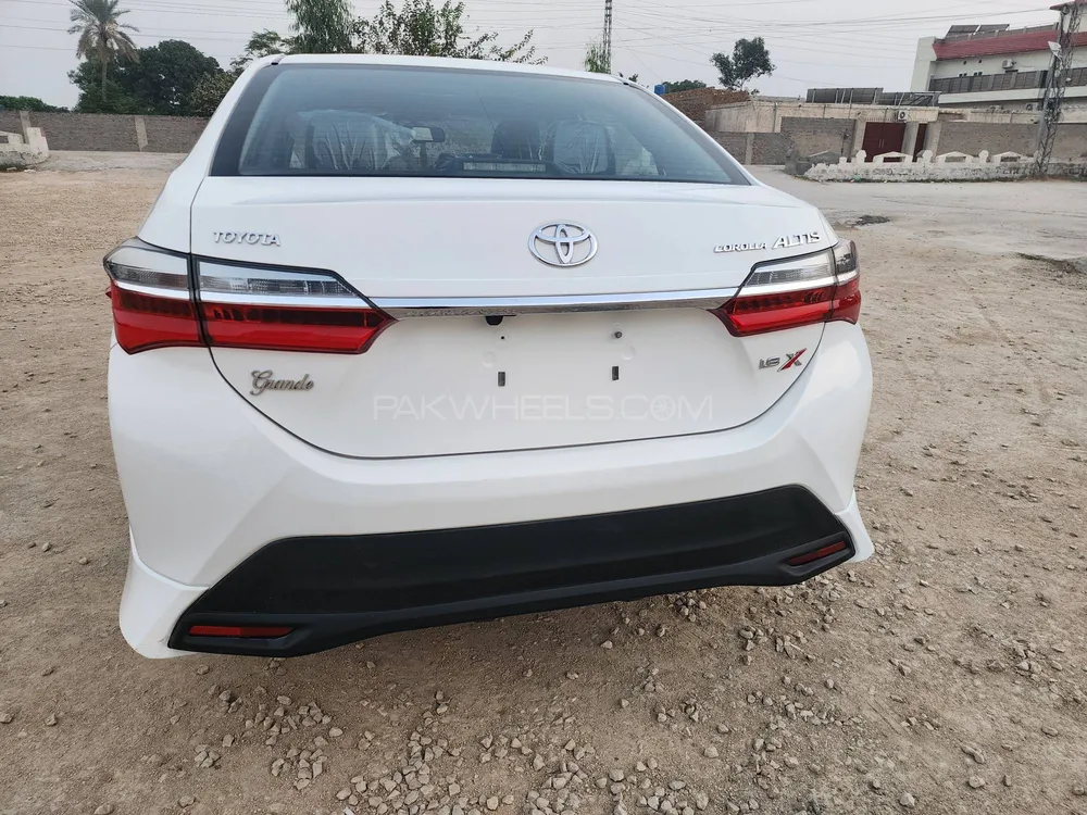 Toyota Corolla 2022 for Sale in Dera ismail khan Toyota Corolla 2022 for Sale in Dera ismail khan Image-6