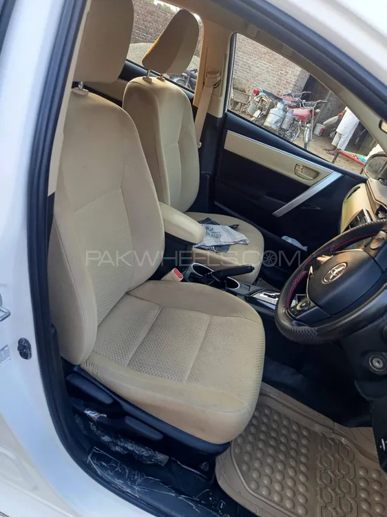 Toyota Corolla 2021 for Sale in Jalalpur Jattan Toyota Corolla 2021 for Sale in Jalalpur Jattan Image-9