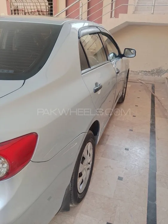 Toyota Corolla 2013 for Sale in Rahim Yar Khan Image-1