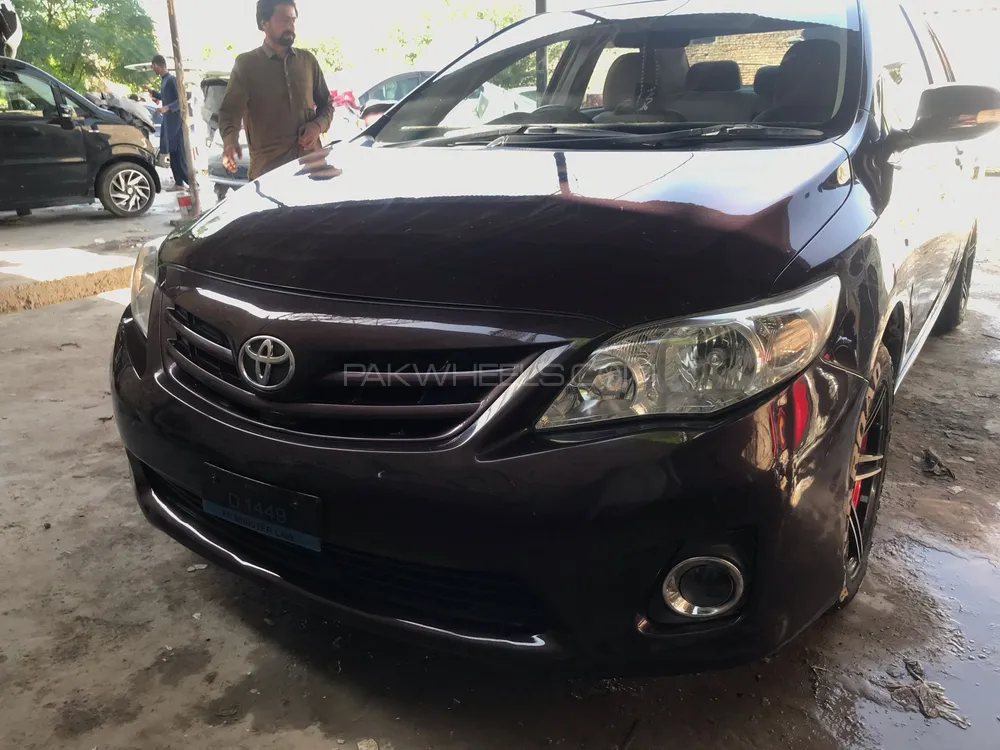 Toyota Corolla 2013 for Sale in Peshawar Image-1