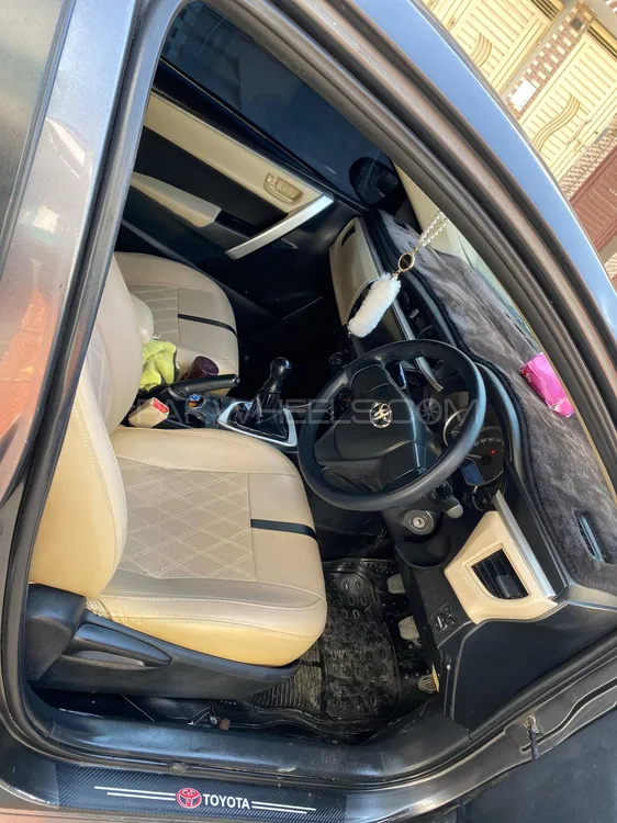 Toyota Corolla 2017 for Sale in Karachi Toyota Corolla 2017 for Sale in Karachi Image-10