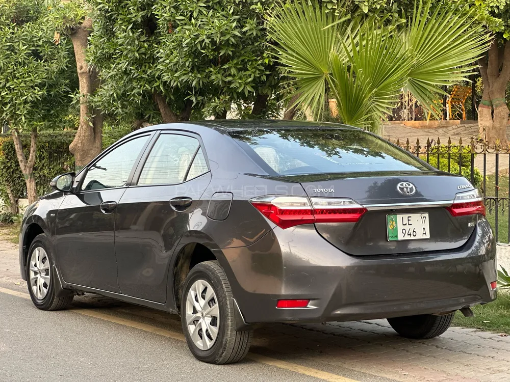 Toyota Corolla 2017 for Sale in Lahore Toyota Corolla 2017 for Sale in Lahore Image-4