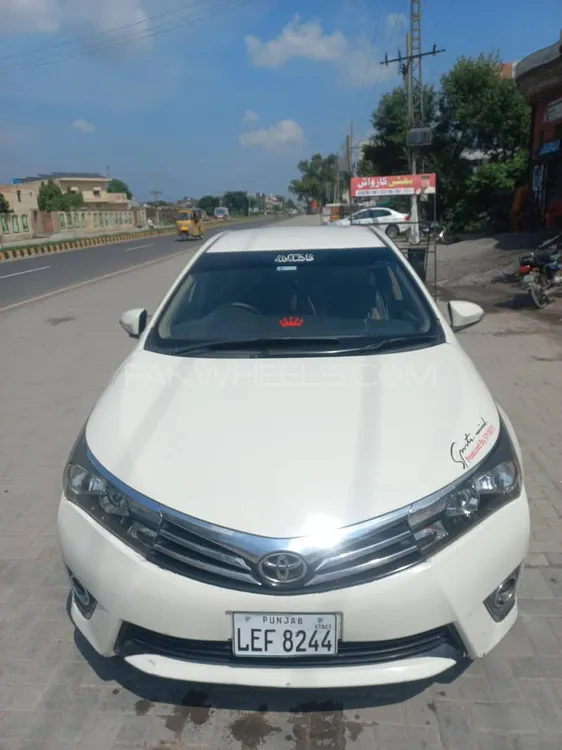 Toyota Corolla 2015 for Sale in Sialkot Toyota Corolla 2015 for Sale in Sialkot Image-1
