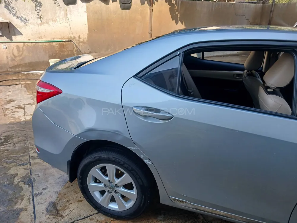 Toyota Corolla 2015 for Sale in Sialkot Toyota Corolla 2015 for Sale in Sialkot Image-4