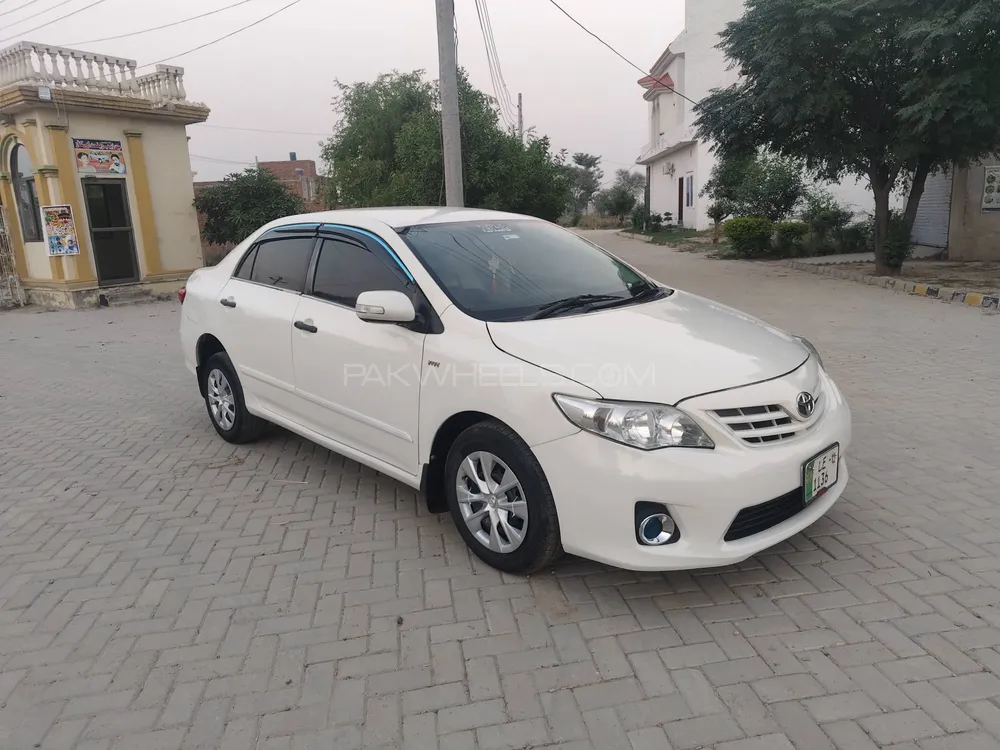 Toyota Corolla 2011 for Sale in Lahore Image-1