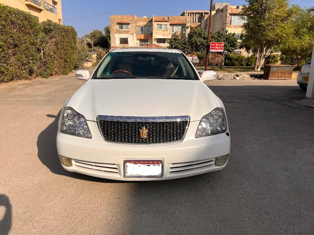 Toyota Crown 2005 for Sale in Karachi Image-1