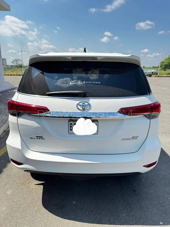 Toyota Fortuner 2017 for Sale in Jhang Toyota Fortuner 2017 for Sale in Jhang Image-2