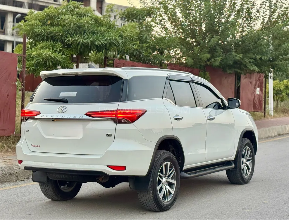 Toyota Fortuner 2020 for Sale in Islamabad Toyota Fortuner 2020 for Sale in Islamabad Image-6