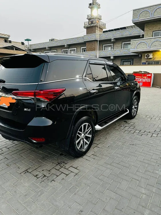 Toyota Fortuner 2019 for Sale in Multan Toyota Fortuner 2019 for Sale in Multan Image-5