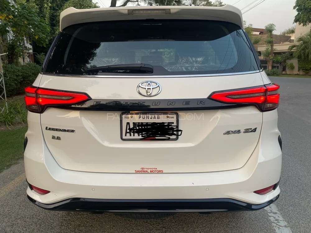 Toyota Fortuner 2023 for Sale in Lahore Toyota Fortuner 2023 for Sale in Lahore Image-2