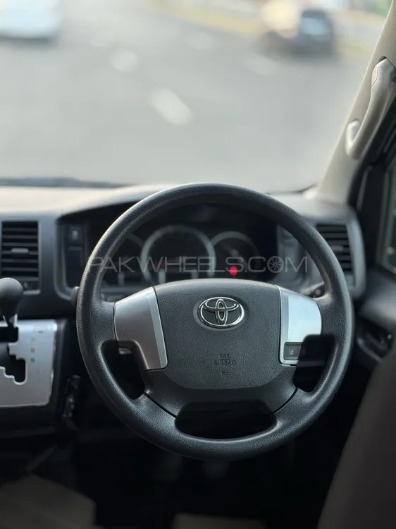 Toyota Hiace 2019 for Sale in Lahore Toyota Hiace 2019 for Sale in Lahore Image-11