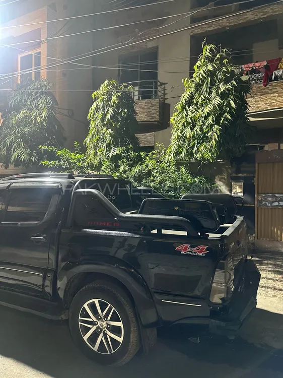 Toyota Hilux 2012 for Sale in Lahore Toyota Hilux 2012 for Sale in Lahore Image-15