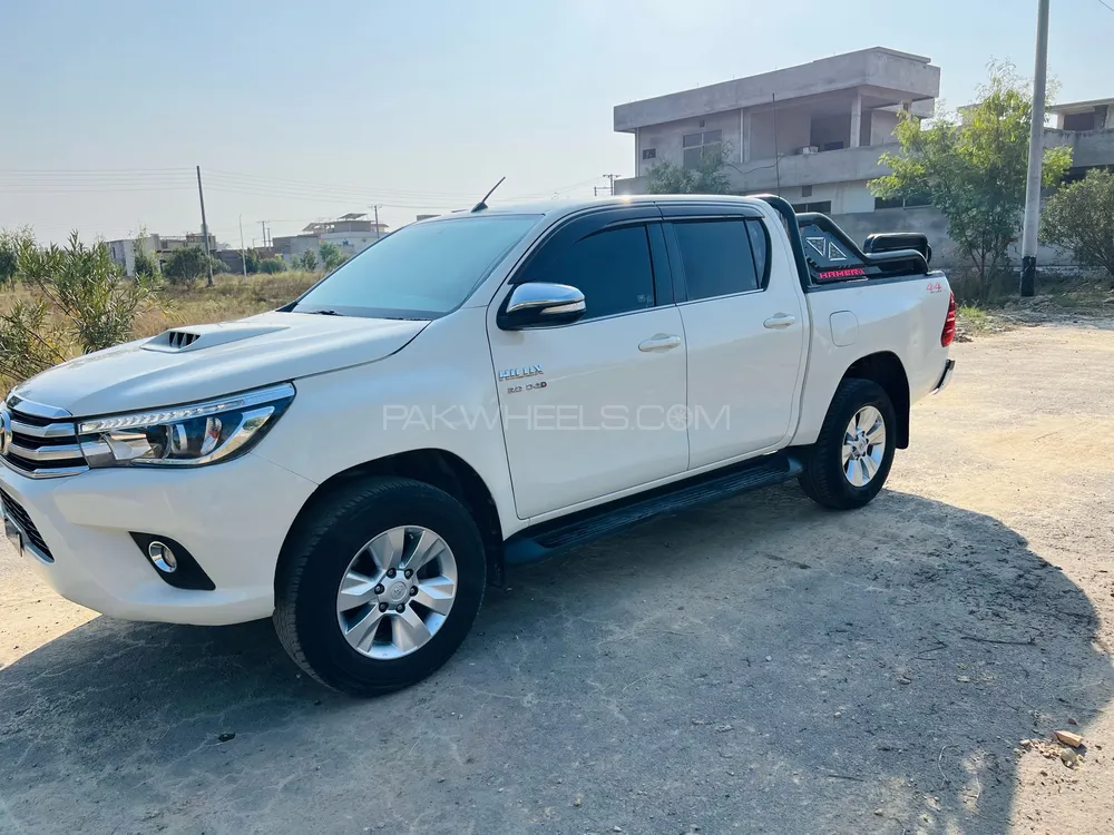 Toyota Hilux 2017 for Sale in Islamabad Toyota Hilux 2017 for Sale in Islamabad Image-6