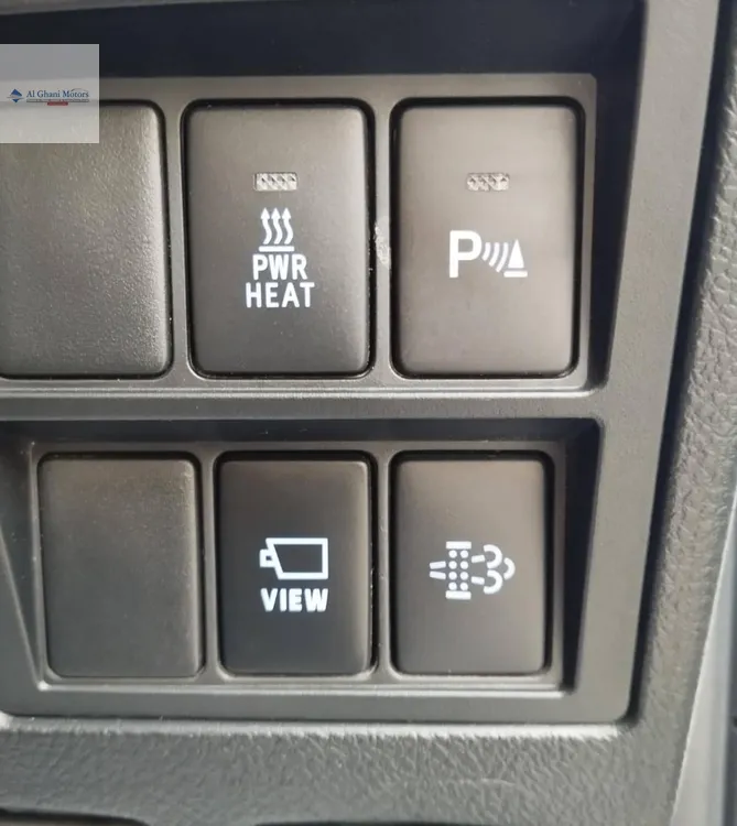 Toyota Hilux 2022 for Sale in Karachi Toyota Hilux 2022 for Sale in Karachi Image-17