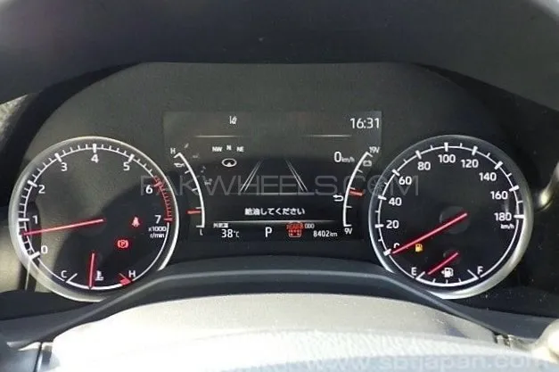 Toyota Land Cruiser 2023 for Sale in Lahore Toyota Land Cruiser 2023 for Sale in Lahore Image-7