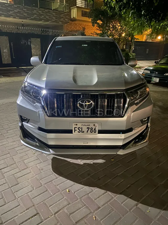 Toyota Prado 2004 for Sale in Lahore Toyota Prado 2004 for Sale in Lahore Image-2