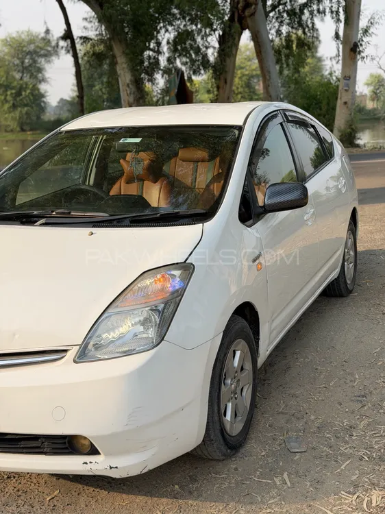 Toyota Prius 2007 for Sale in Okara Toyota Prius 2007 for Sale in Okara Image-4