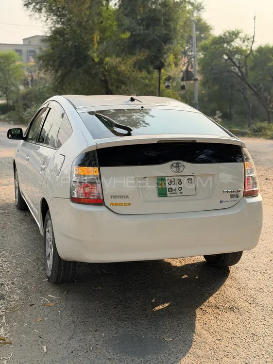 Toyota Prius 2007 for Sale in Okara Toyota Prius 2007 for Sale in Okara Image-5