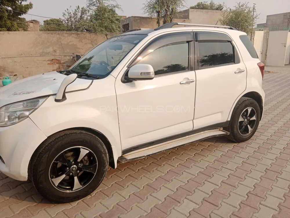 Toyota Rush 2013 for Sale in Multan Toyota Rush 2013 for Sale in Multan Image-3