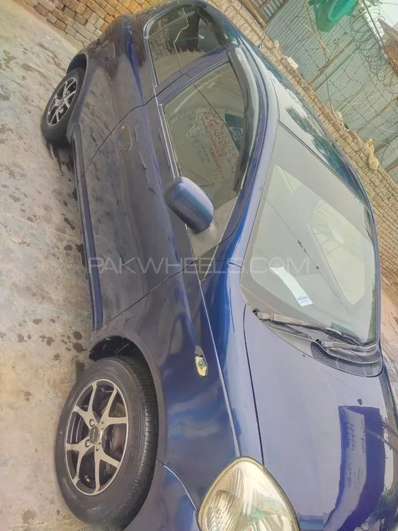 Toyota Vitz 2003 for Sale in Peshawar Image-1