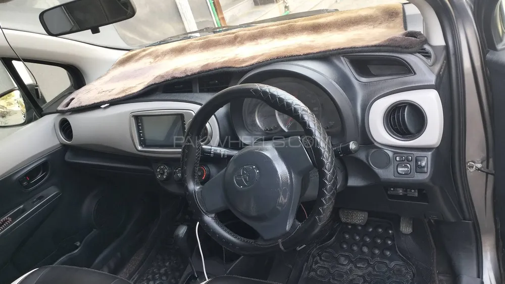 Toyota Vitz 2012 for Sale in Swabi Toyota Vitz 2012 for Sale in Swabi Image-6