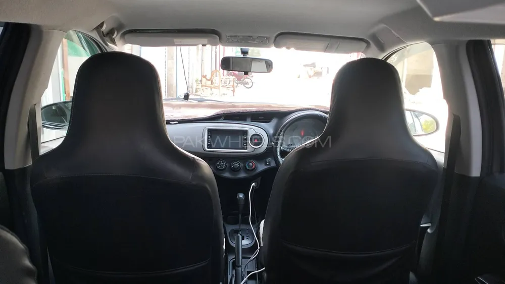 Toyota Vitz 2012 for Sale in Swabi Toyota Vitz 2012 for Sale in Swabi Image-5