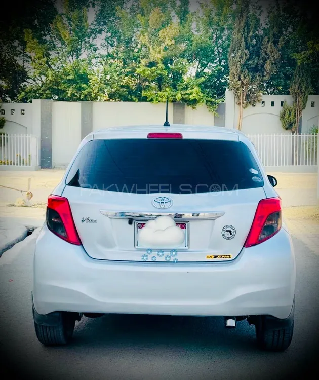 Toyota Vitz 2011 for Sale in Quetta Toyota Vitz 2011 for Sale in Quetta Image-4