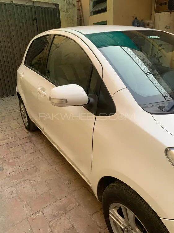 Toyota Vitz 2010 for Sale in Mardan Toyota Vitz 2010 for Sale in Mardan Image-7