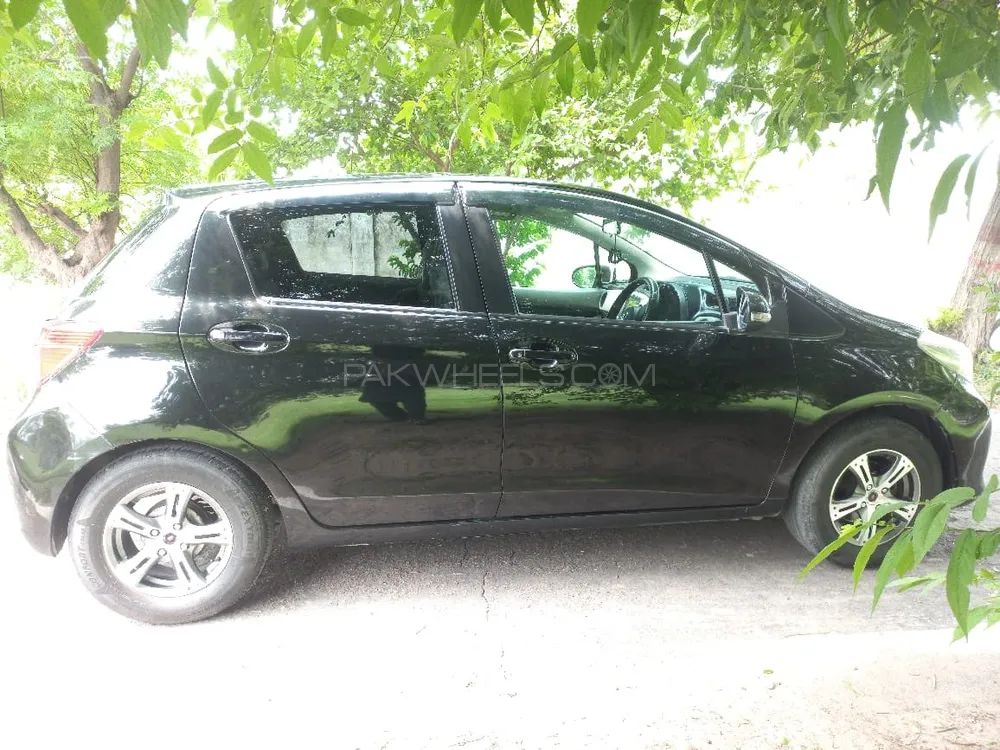 Toyota Vitz 2011 for Sale in Jhelum Toyota Vitz 2011 for Sale in Jhelum Image-6