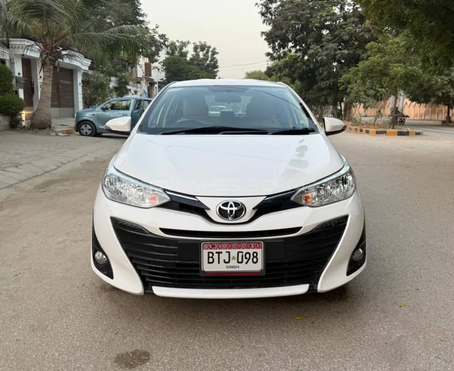 Toyota Yaris Sedan 2021 for Sale in Karachi Image-1