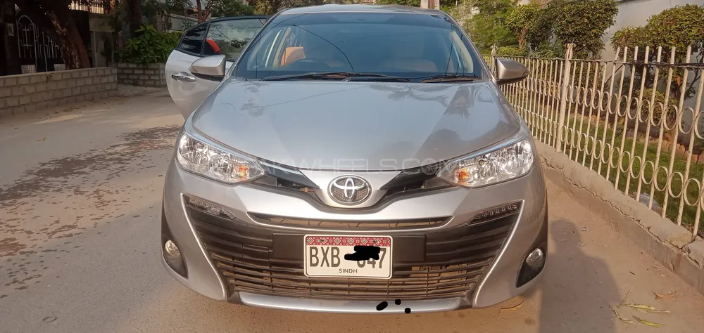 Toyota Yaris Sedan 2022 for Sale in Karachi Image-1