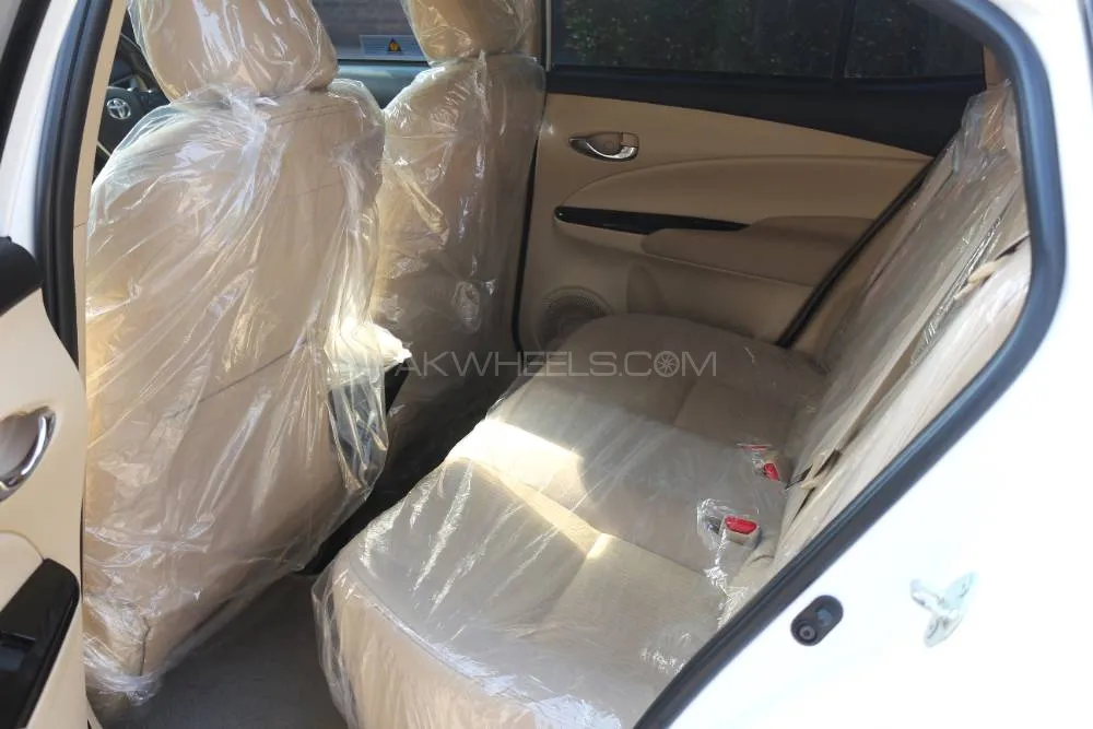 Toyota Yaris Sedan 2022 for Sale in Lahore Toyota Yaris Sedan 2022 for Sale in Lahore Image-10