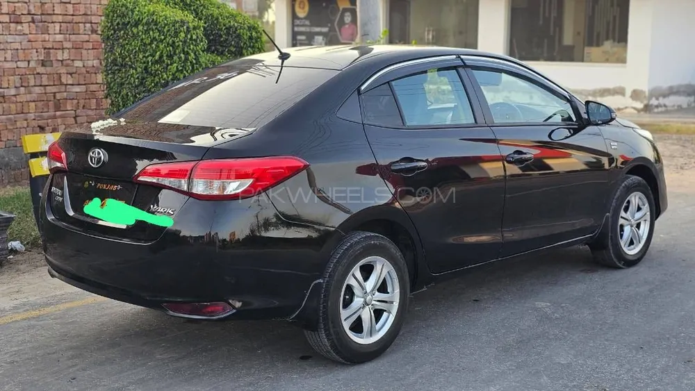 Toyota Yaris Sedan 2021 for Sale in Lahore Toyota Yaris Sedan 2021 for Sale in Lahore Image-7