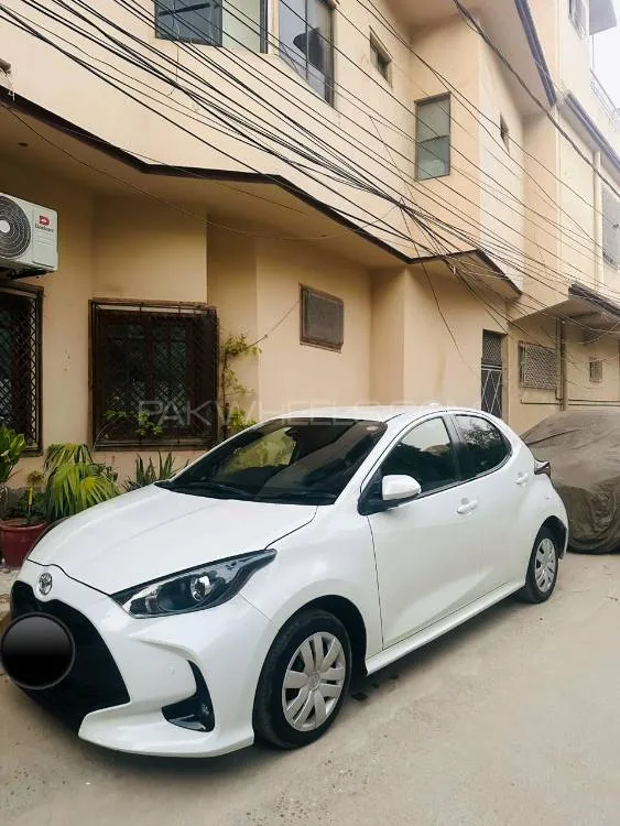 Toyota Yaris Hatchback 2021 for Sale in Karachi Image-1