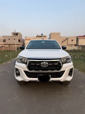 Toyota Hilux Revo V Automatic 2.8 2020