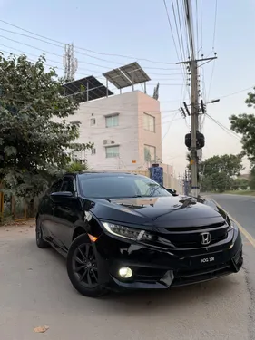 Honda Civic Oriel 1.8 i-VTEC CVT 2020