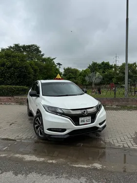 Honda Vezel 2016