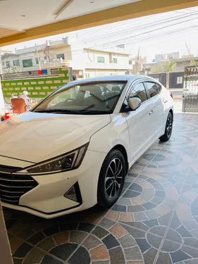 Hyundai Elantra GLS 2021