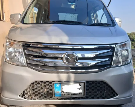 Mazda Flair XG 2016