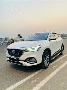MG HS Trophy 2021