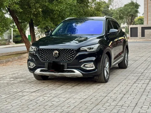 MG HS Trophy 2021