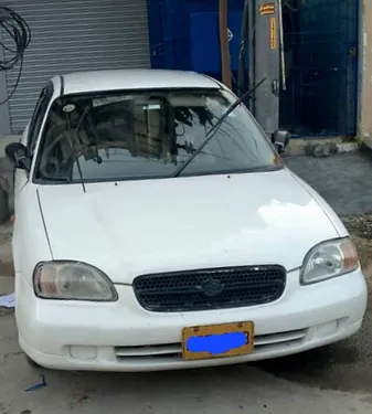 Suzuki Baleno JXL 2004