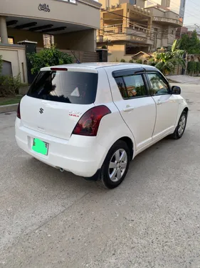 Suzuki Swift DLX 1.3 Navigation  2018