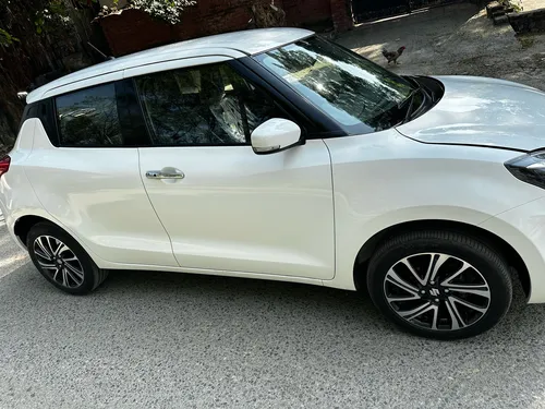 Suzuki Swift GLX CVT 2025