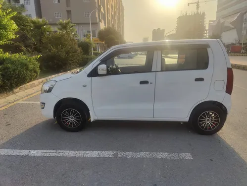 Suzuki Wagon R 2018
