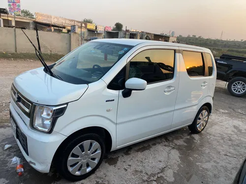Suzuki Wagon R Custom Z Hybrid ZT 2021