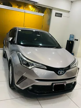Toyota C-HR S-LED 2017