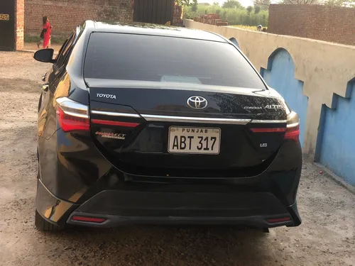 Toyota Corolla Altis Automatic 1.6 2018