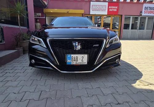 Toyota Crown RS Advance 2018