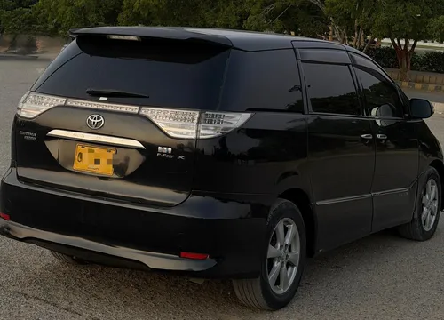 Toyota Estima Hybrid 2010